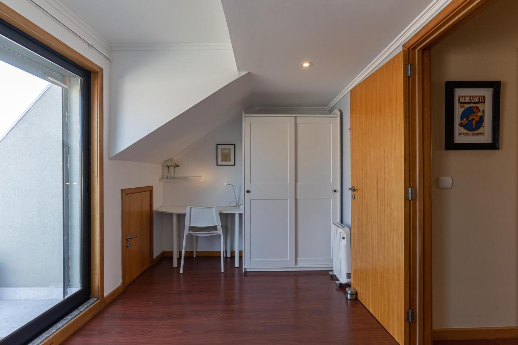 Top Floor Apartment With Sunny Balconies Porto Eksteriør billede