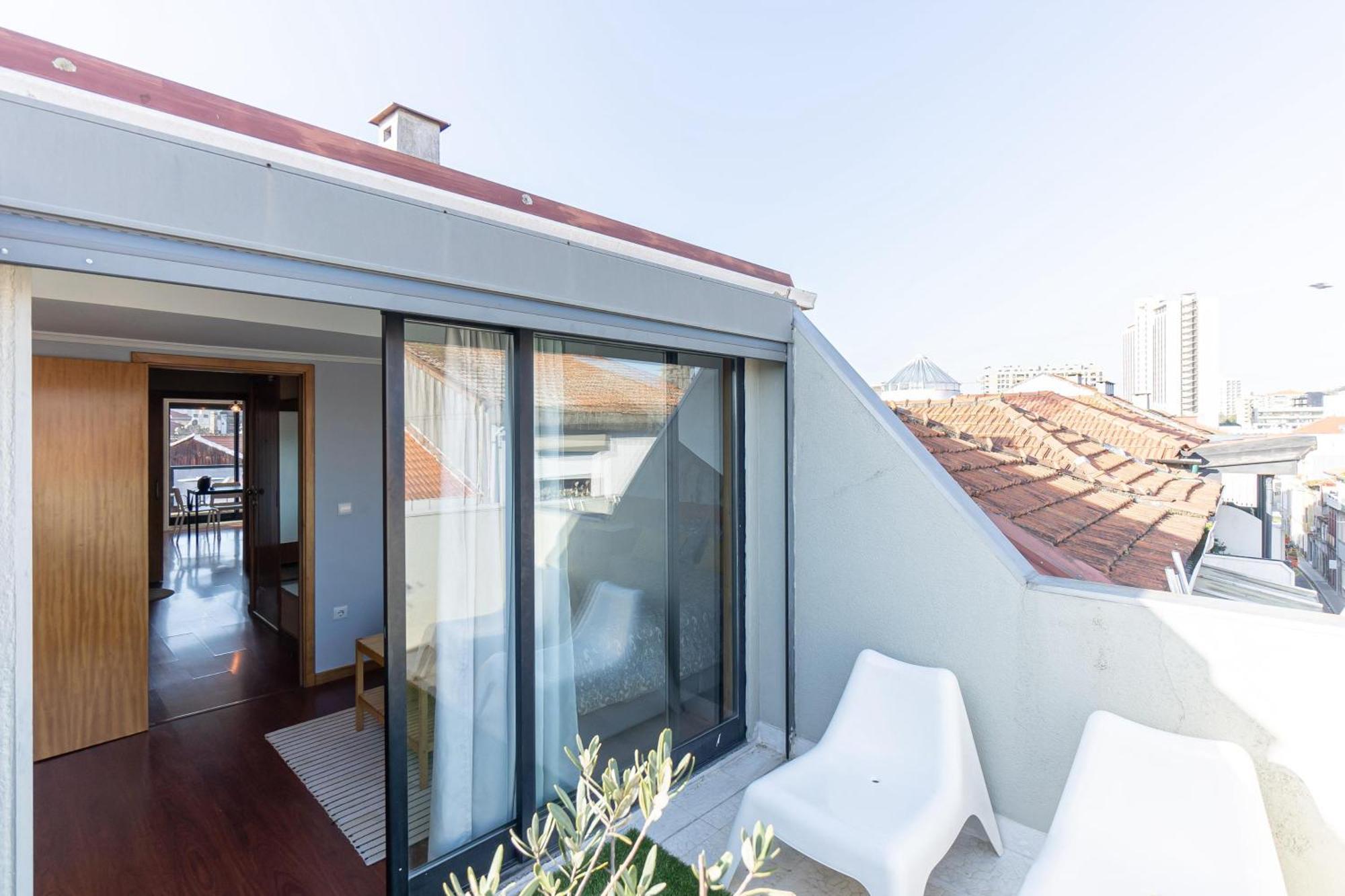 Top Floor Apartment With Sunny Balconies Porto Eksteriør billede