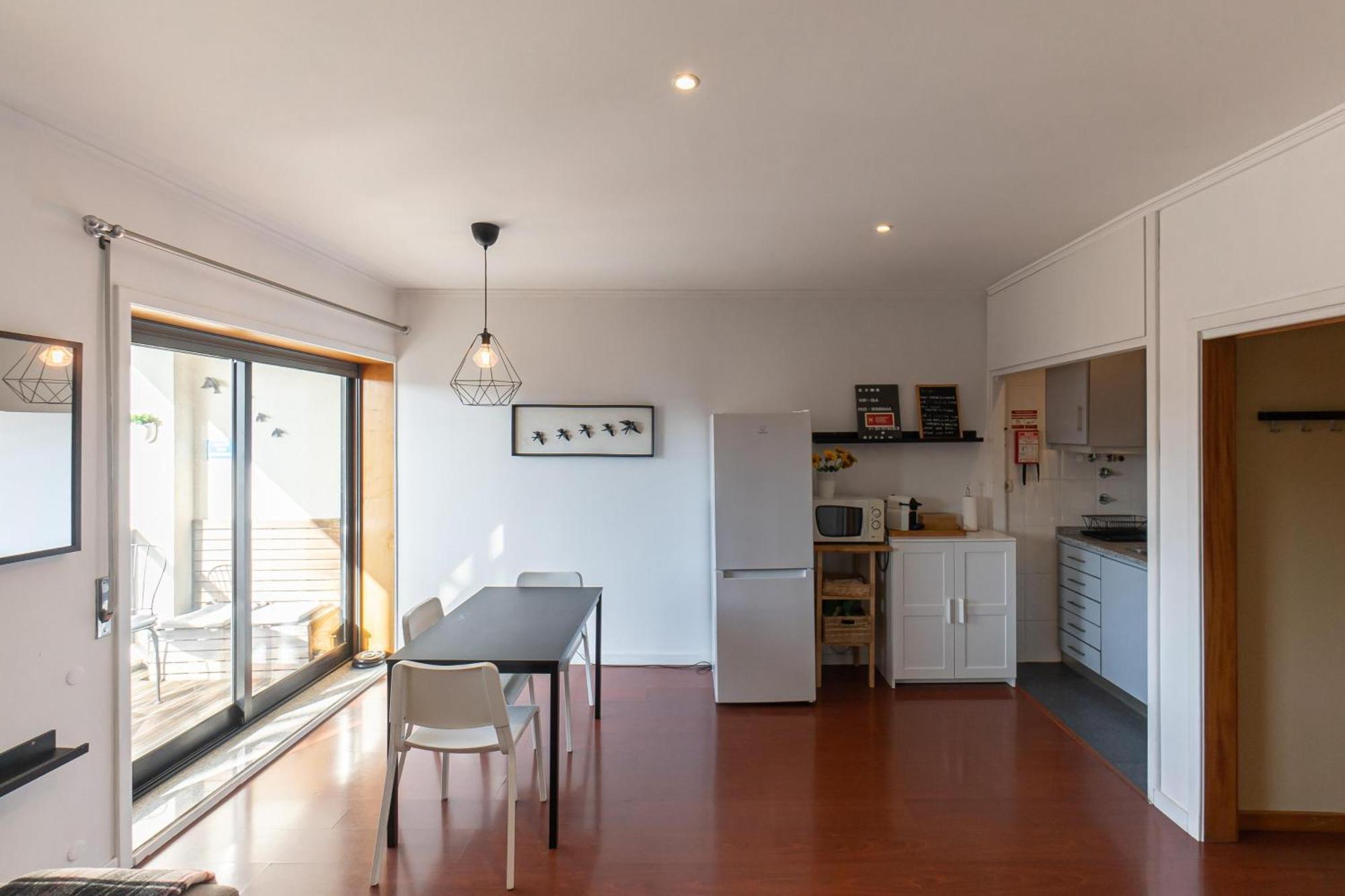 Top Floor Apartment With Sunny Balconies Porto Eksteriør billede